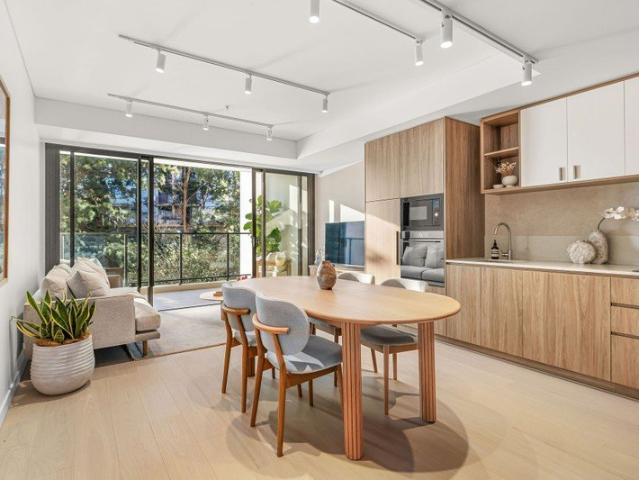 Elevated One Bedroom Living in the Heart of the Lower North Shore
