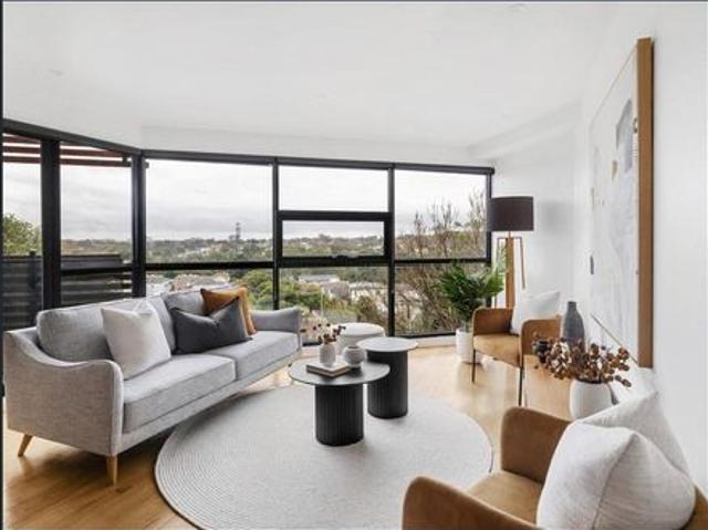 Elevated Park Facing Two Bedroom Sanctuary Near Amenities