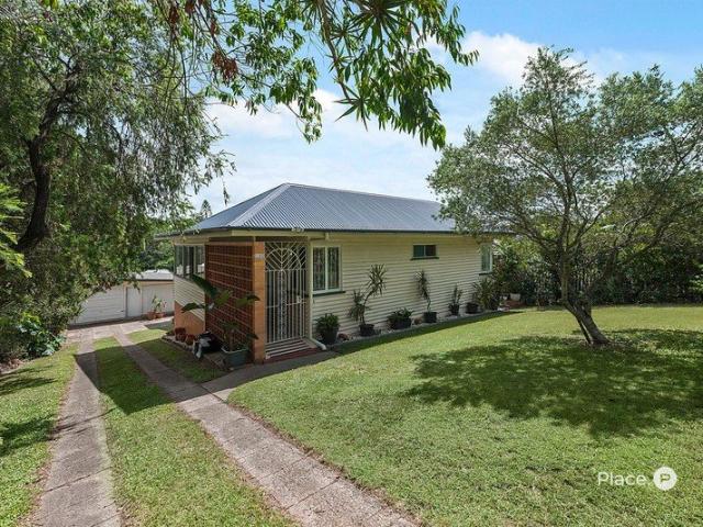 Elevated Post War Opportunity with City Glimpses and 20m Frontage