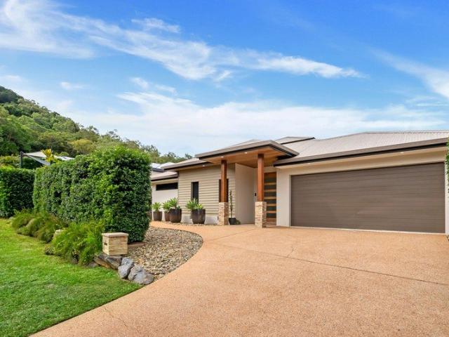 Elevated Position with Mountain Views and Inground Pool