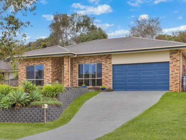 Elevated Position with Scenic Mountain Views