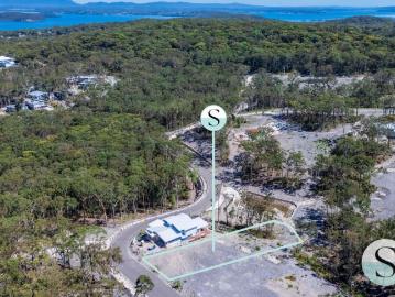 Elevated, Private & Immersed in Nature Build Your Dream Home In Picturesque Murrays Beach