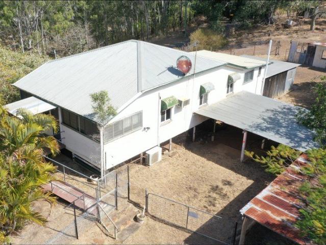 Elevated Queenslander Ready for Its Next Chapter