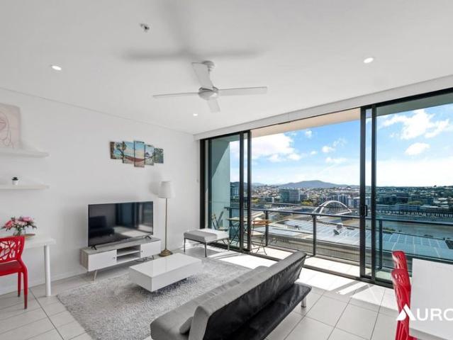 Elevated River Views and Premium Inner City Living