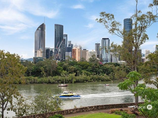 Elevated River Views in One of Kangaroo Point's Best Positions