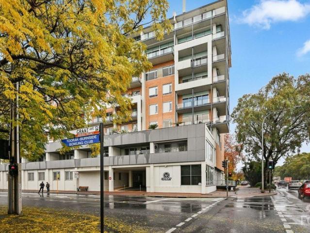 Elevated Rose Park Living with Panoramic Views