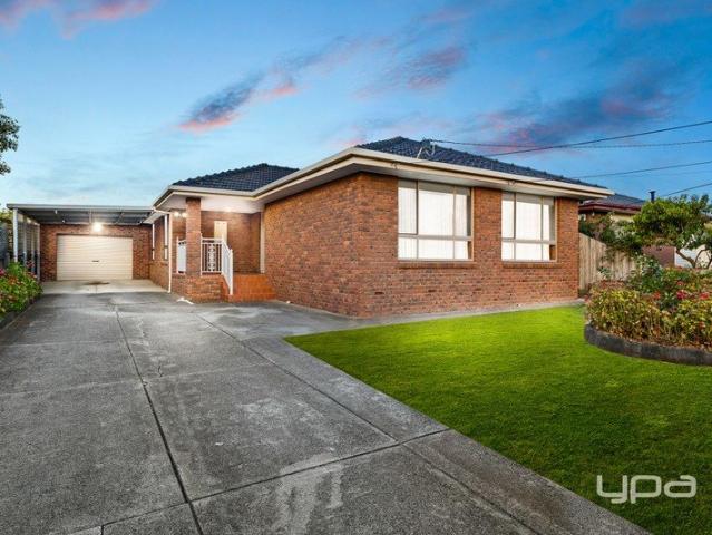 Elevated, Spacious & Impeccably Maintained in a Prime Family Location