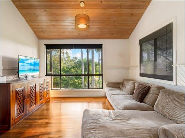 Elevated Split Level Living with hinterland views