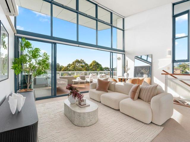 ELEVATED SPLIT LEVEL LUXURY WITH CITY SKYLINE VIEWS