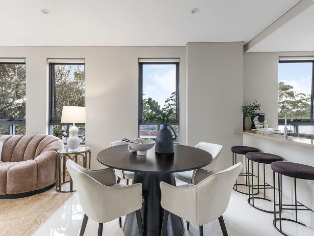 Elevated Sub Penthouse Living: Two Bedrooms Plus a Dedicated Separate Study