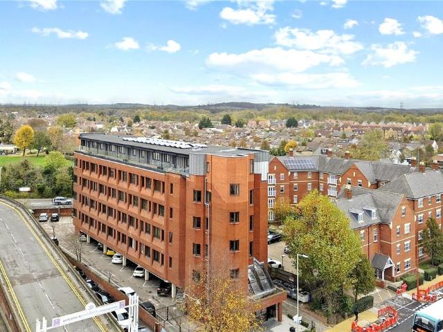Eleanor Cross Road, Waltham Cross, Hertfordshire EN8, 2 bed flat to rent, £1,500 pcm | PrimeLocation