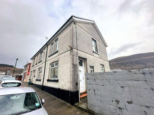 Eleanor Street, Tonypandy CF40, 3 bed semi detached house to rent, £850 pcm | PrimeLocation