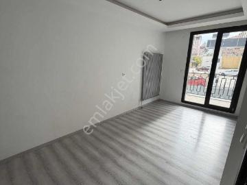 Çelebi Emlak'tan Satılık Site İçerisinde Daire