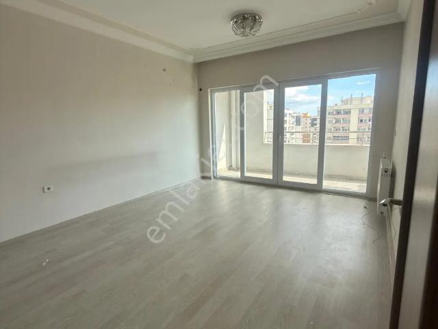 Çelebi'den Atakent Sitesinde Kiralık 2+1 Doğalgazlı Daire