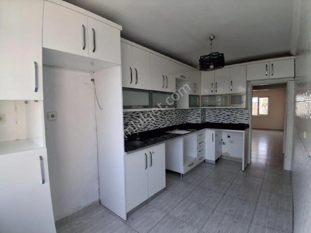 Çelebi'den Atakentte Memurlar Bölgesinde Kiralık Full Yapılı 2+1 Ara Kat Daire