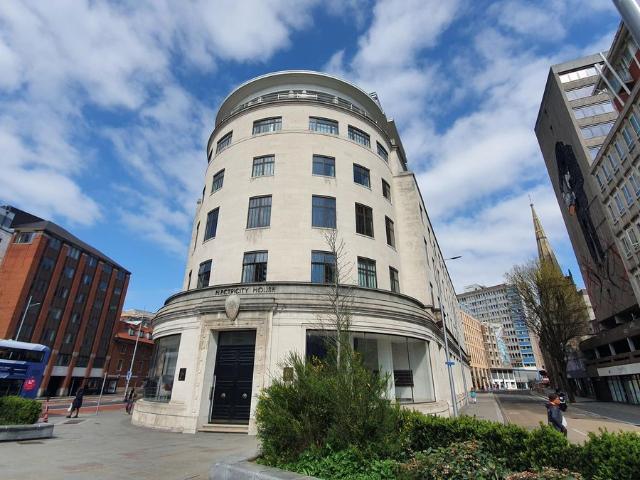 Electricity House, Bristol BS1, 2 bed flat to rent, £2,500 pcm | PrimeLocation