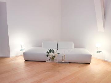 Elegant maisonette apartment with a view of the Rhine – stylish living in Düsseldorf Kaiserswerth, Dusseldorf Amsterdam Apartments for Rent