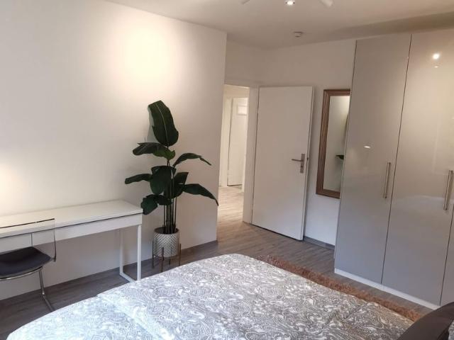 Elegant & modern, central and cosy home directly at the University Clinic in Düsseldorf Fully furnished, Dusseldorf Amsterdam Apartments for Rent