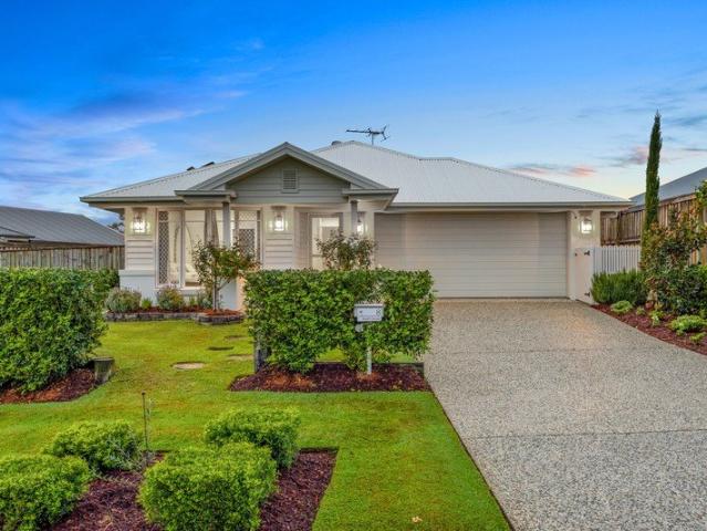 Elegant Modern Home Well Equipped for families
