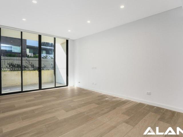 Elegant & Modern One Bedroom Apartment