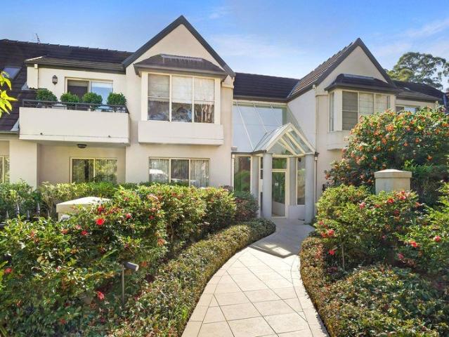 Elegant North facing apartment in sought after over 55's community