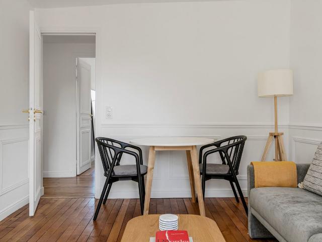 Elegant One Bedroom Oasis in Paris, Paris Amsterdam Apartments for Rent