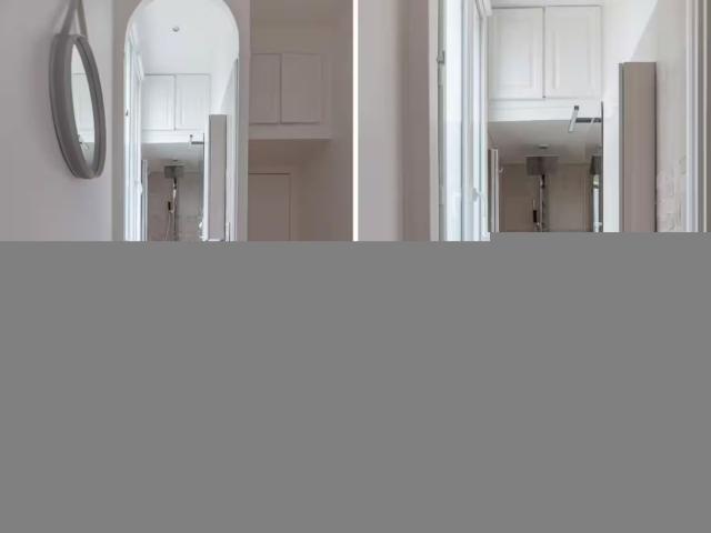 Elegant apartment in a traditional Parisian building with 2 separate bedrooms, 2 minutes from the Louvre Quiet, exclusive neighborhood, Paris Amsterdam Apartments for Rent