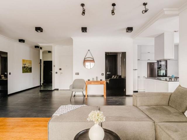 Elegant apartment on Bernardyńska Street 145.3 m²