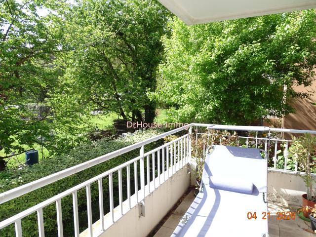 Elégant appartement de 3 pièces avec balcon et jardin arboré à Castanet Tolosan