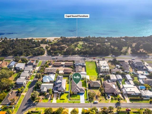 Elegant as new home, metres to the beach