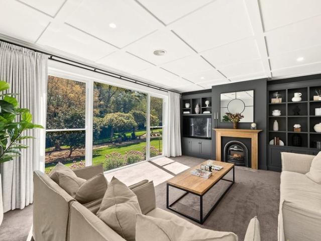 Elegant Burradoo Estate with Exceptional Space, Privacy & Lifestyle