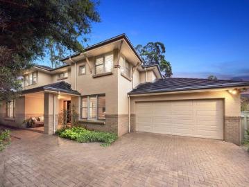 Elegant Binet Residence with Resort Style Grand Family Living, 10 min walk to Epping Station approx