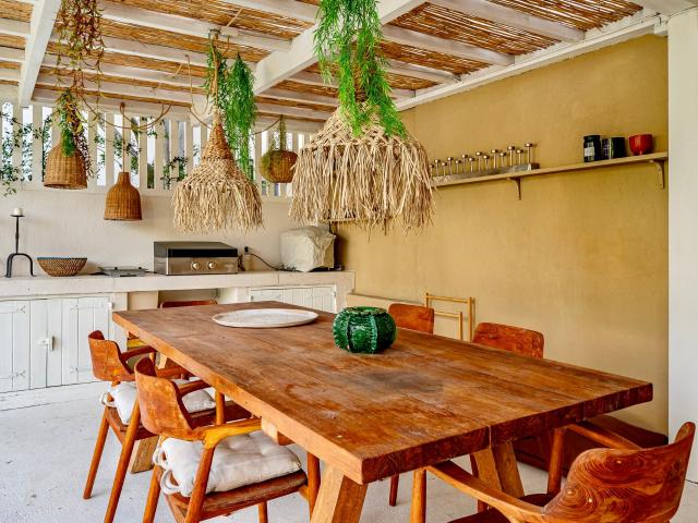 Elegant Boho Style Villa with Pool – Marseille 9th District