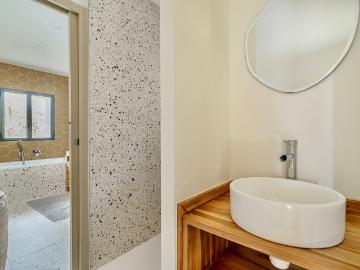 Elegant Boho Style Villa with Pool – Marseille 9th District, Marseille Amsterdam Apartments for Rent