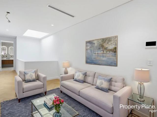 Elegant Brand New Residence