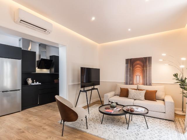 Elegant & Bright apartment in El Retiro