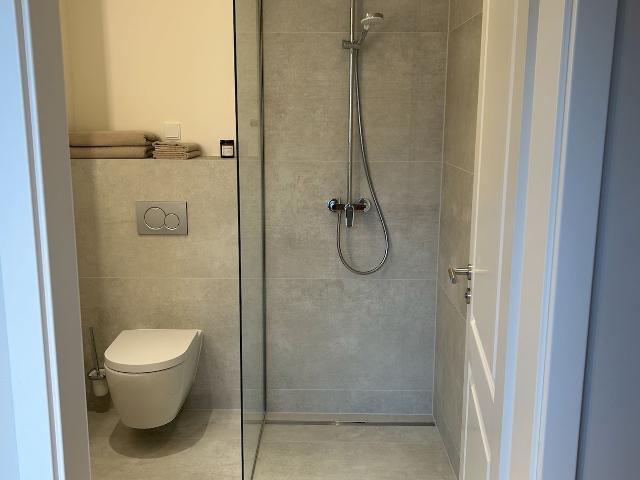 Elegant bright apartment in Potsdam next to Park Sanssouci, Potsdam Amsterdam Apartments for Rent