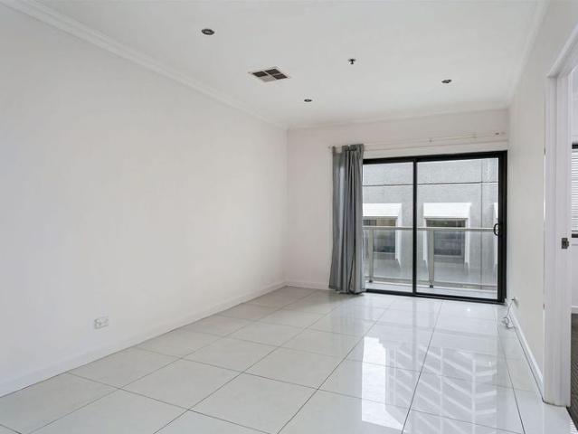 Elegant CBD Apartment Close to Everything