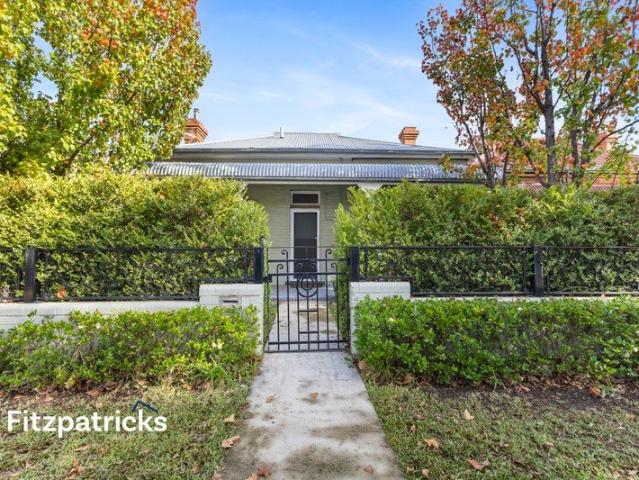 Elegant Central Living in the Heart of Wagga