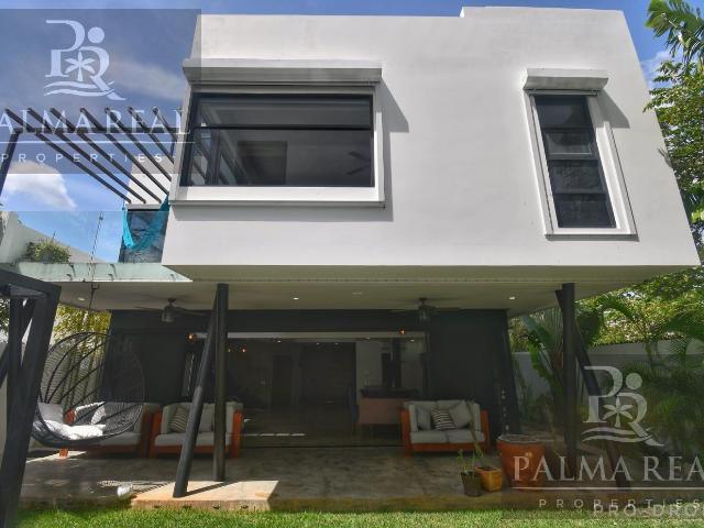 Elegant contemporary house