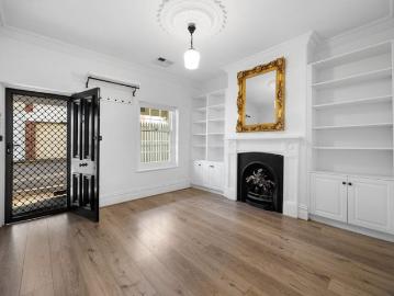 Elegant Cottage Living in Prestigious North Adelaide