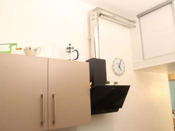 Elegant duplex 10 minutes from the Arc de Triomphe with 1 bedroom, parquet flooring & high ceilings Courcelles Wagram district, Paris Amsterdam Apartments for Rent