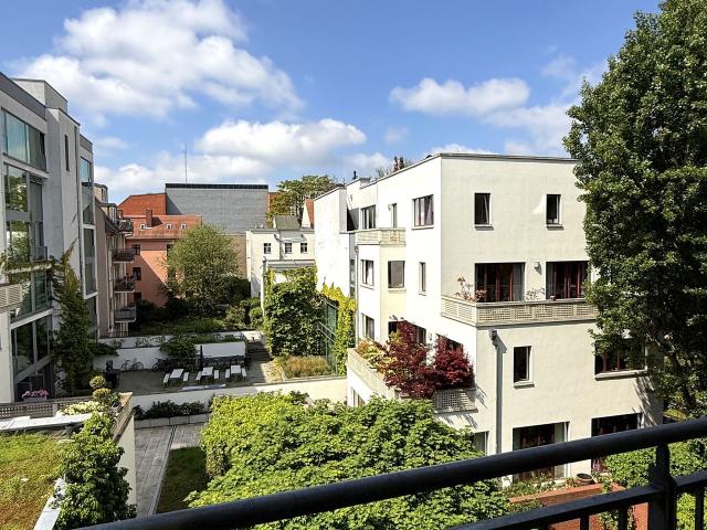 Elegant Designer Apartment in the Heart of Berlin Mitte, Berlin Amsterdam Apartments for Rent