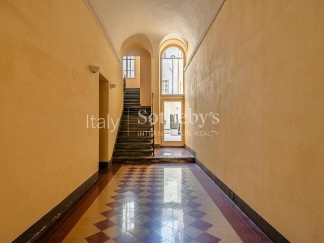 Elegant designer apartment in a historic palazzo with lift