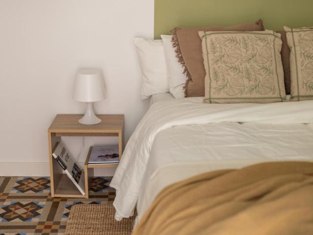 Elegant double bedroom in Gothic Quarter