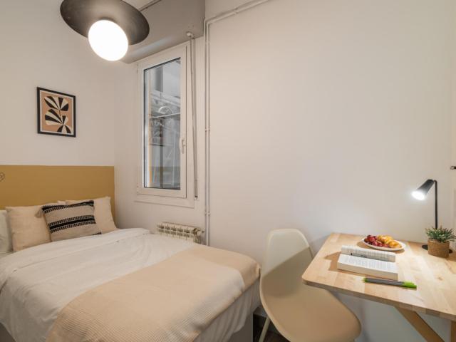 Elegant double bedroom in Sant Antoni