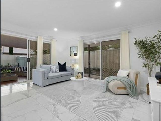 Elegant Double Storey Family Home in Calamvale – Space, Style & Modern Comfort!