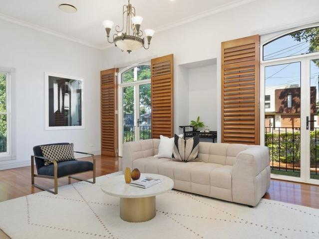 Elegant Executive Family Home in Prime Location