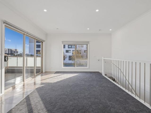 Elegant, Easy Living in the Heart of Truganina!