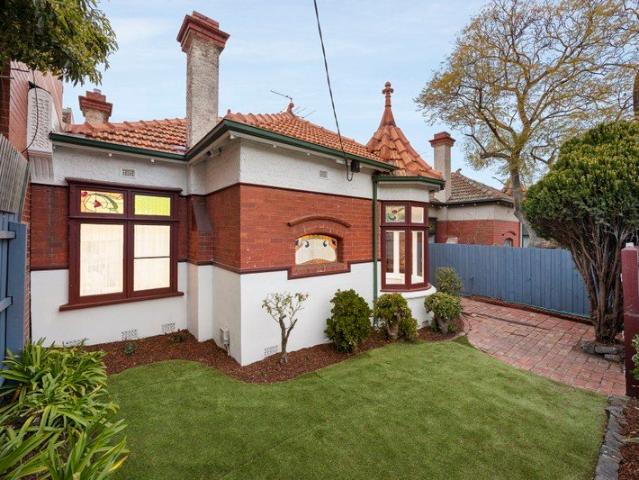 Elegant Edwardian in a Premier Hawthorn Setting